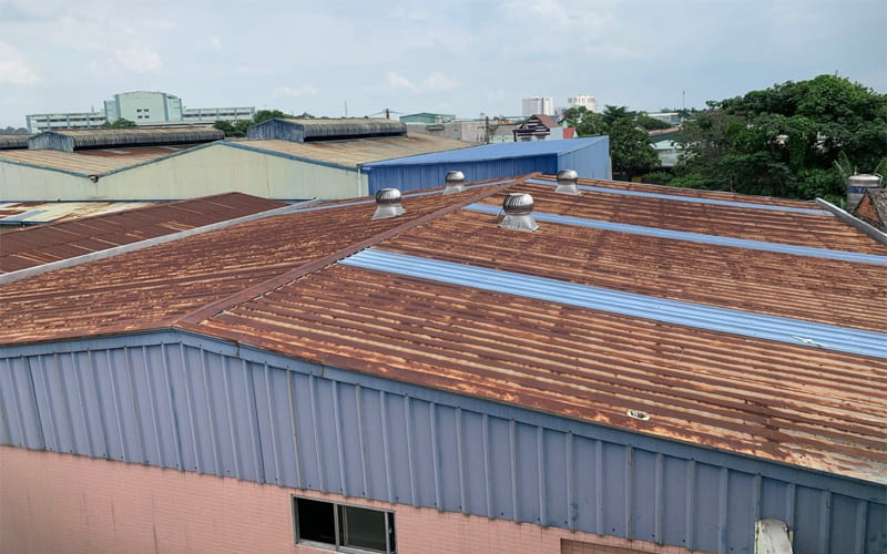 Giải pháp chống rỉ sét mái tôn và chống nóng hiệu quả